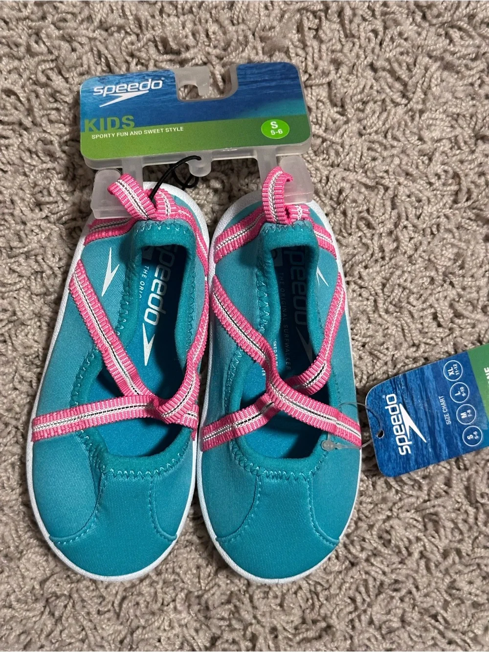 SPEEDO Toddler size 5-6 SMALL Water Pool Mesh Elastic Slip-On Shoes NEW